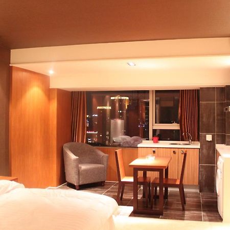 Chengdu Comma Apartment Hotel - Xinian Branch Dış mekan fotoğraf